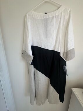 NWT IC by Connie K Colorblock 100% Linen Tunic Dress in White, Black, Gray